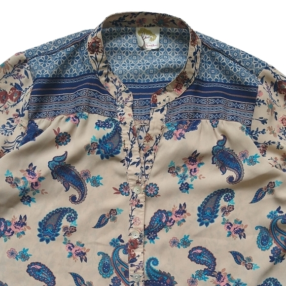 Fig & Flower Tan Blue Boho Floral Paisley Button-Up Blouse Roll Tab Sleeve - Picture 4 of 8